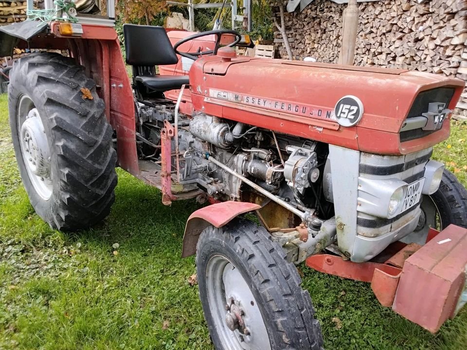 Tractor Massey Ferguson MF 152
