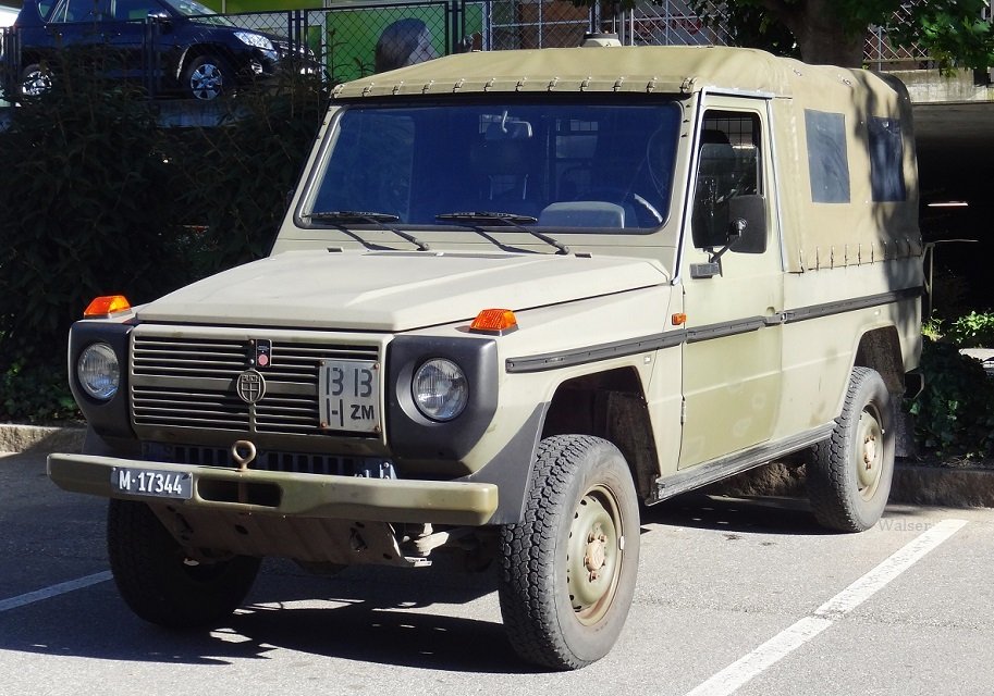 Van Steyr Puch 230 GE