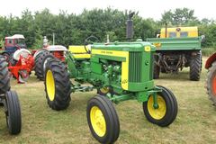 John Deere 420 crawler