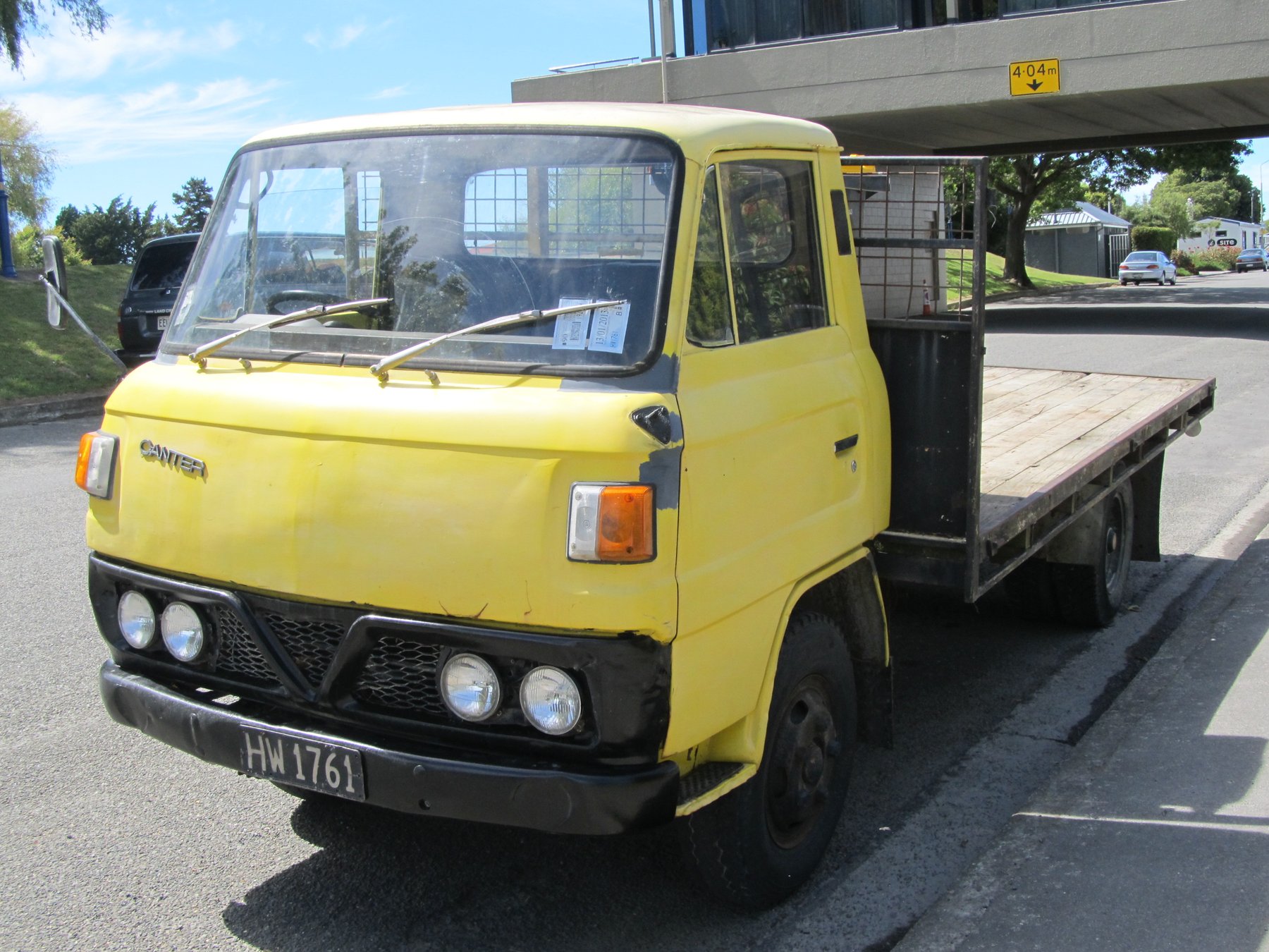 Van Mitsubishi MITSUBISHI CANTER OLB 3