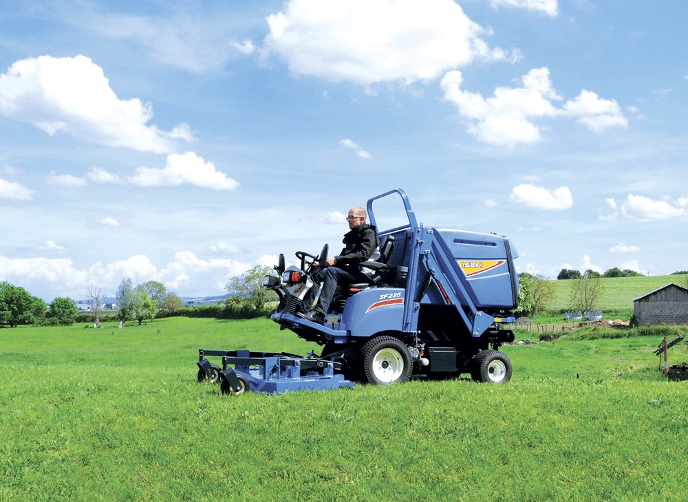 Municipal equipment Iseki SF235