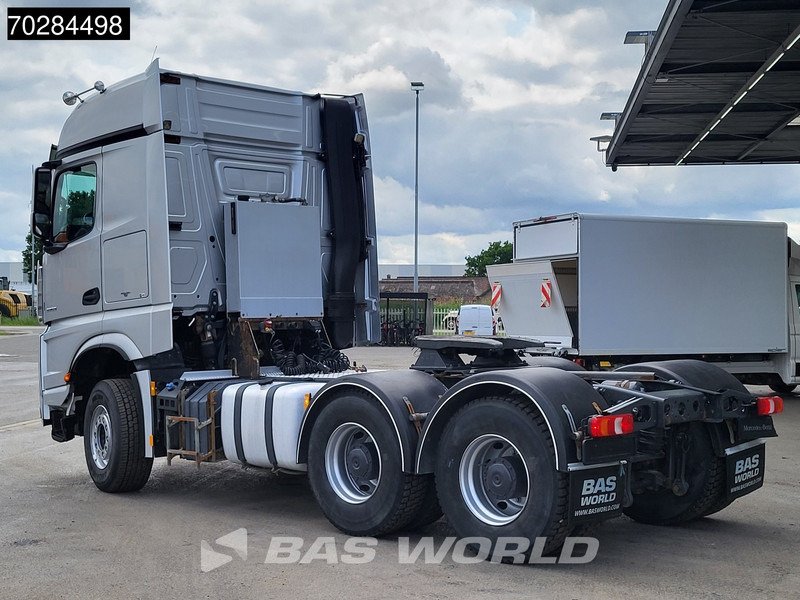 Truck Mercedes Benz Arocs 3563