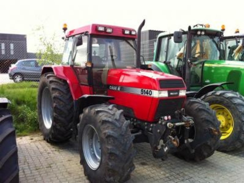 Traktor Case IH MAXXUM 5140A