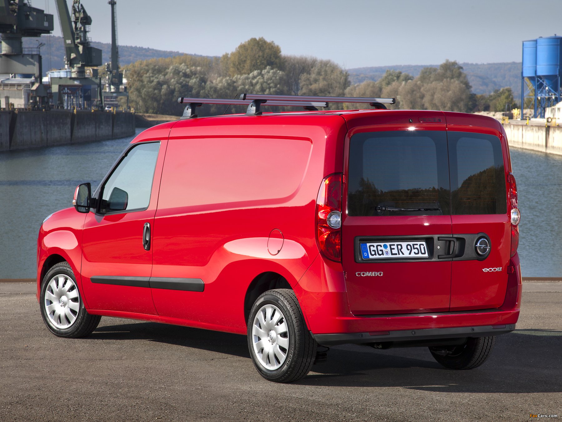 Transporter Opel OPEL COMBO D 1,4I