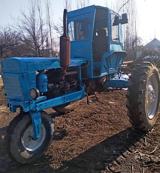 Traktor Hake 28
