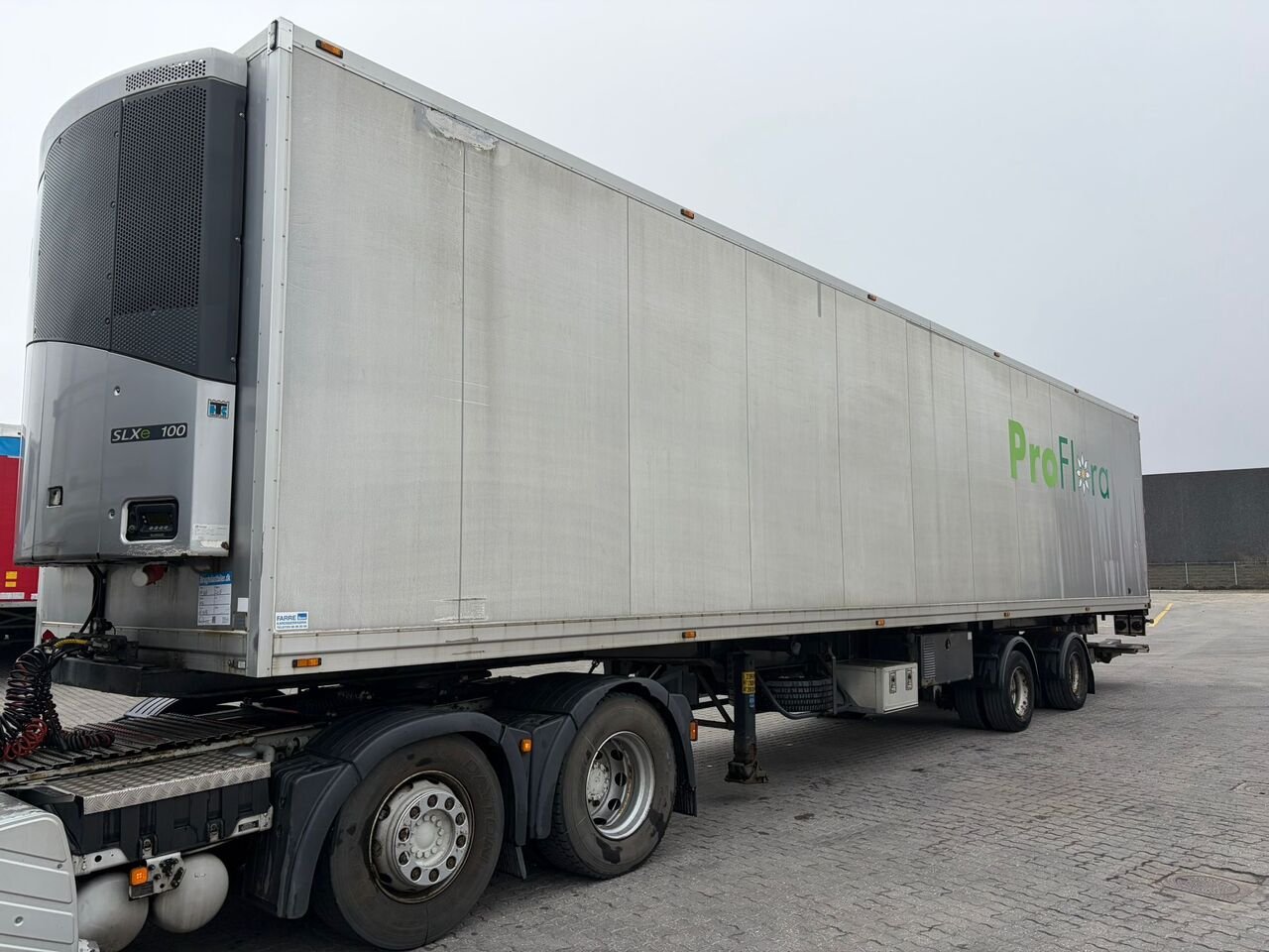 Trailer Hfr SL 240