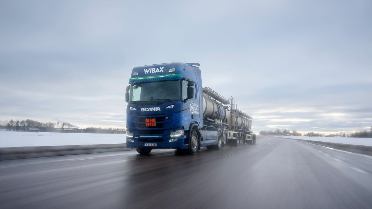 Lastwagen Scania K113TLA