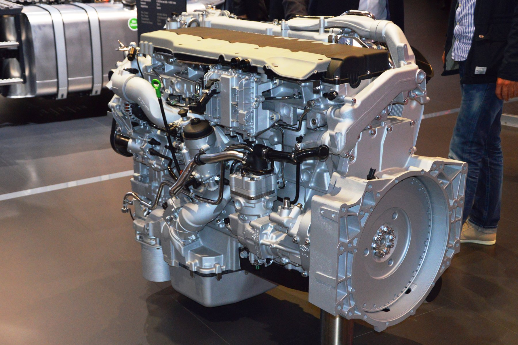 Diesel engine MAN Truck & Bus D2676-R02