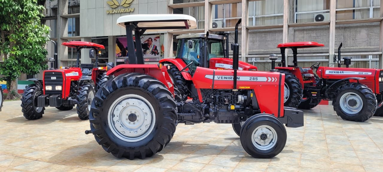 Tractor Veniran 285