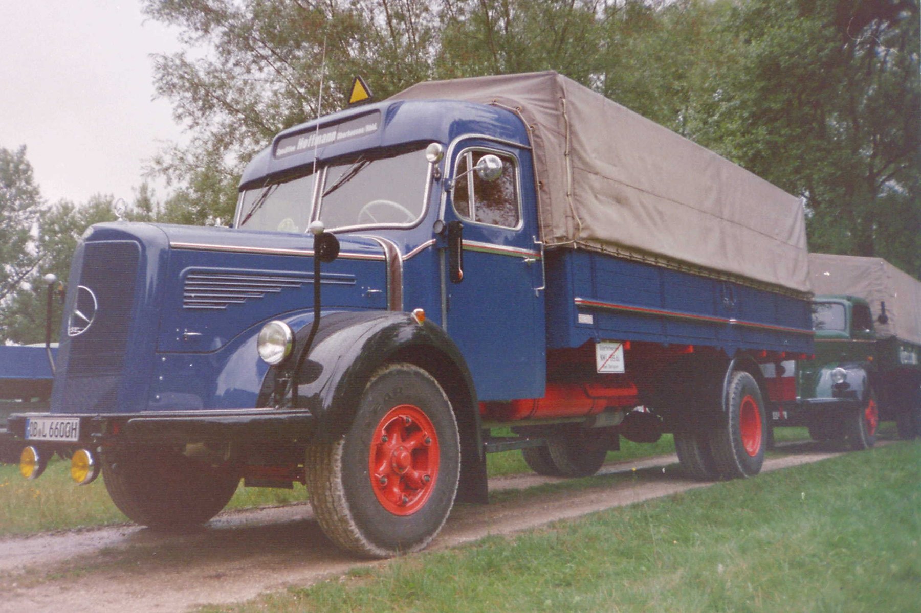 Truck Mercedes Benz L6600