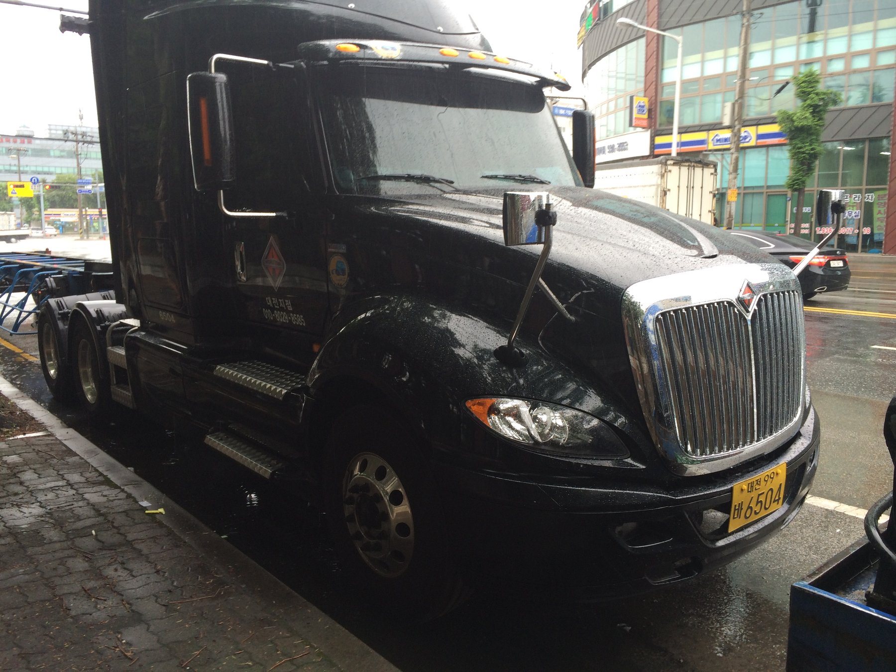 Heavy-duty on-road engines Navistar A330H