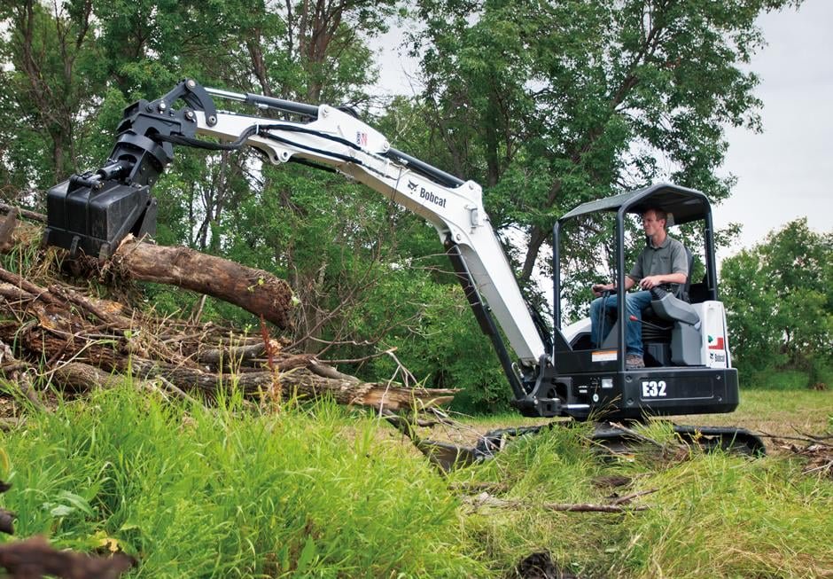 Bobcat E32