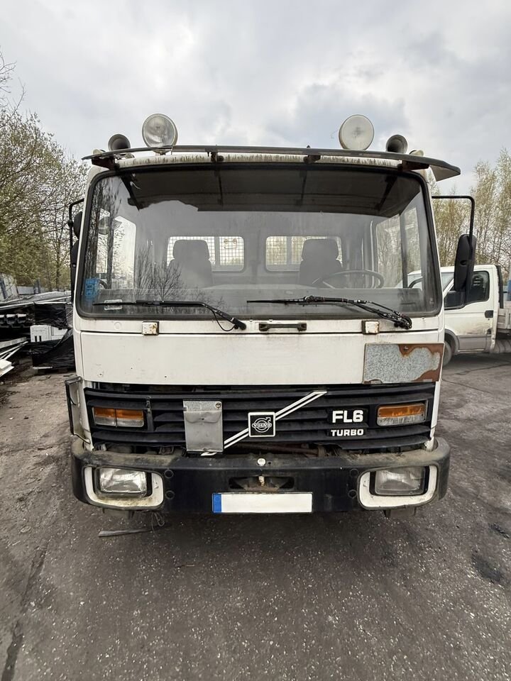 Truck Volvo FL614/5800