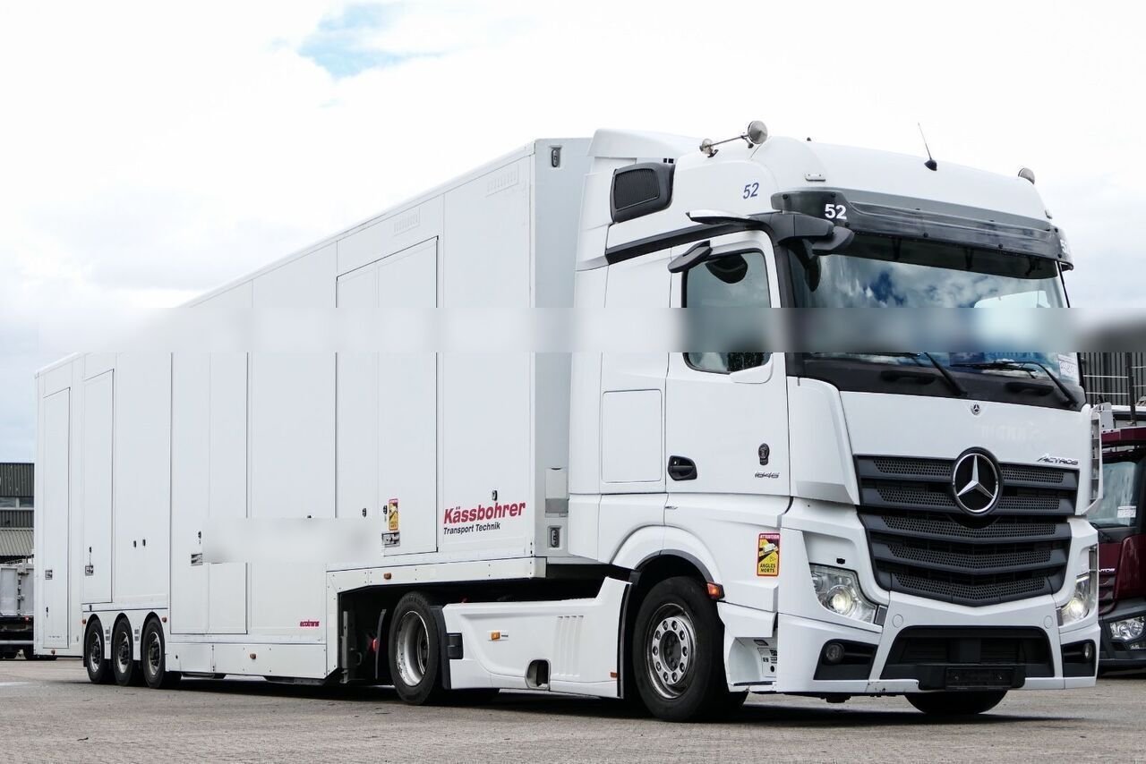 Truck Mercedes Benz 2 AXLE ARTIC TRACTOR