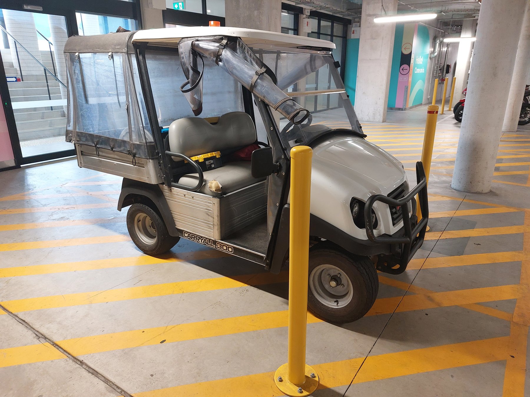 Golf & utility carts CLUB CAR Carryall 300