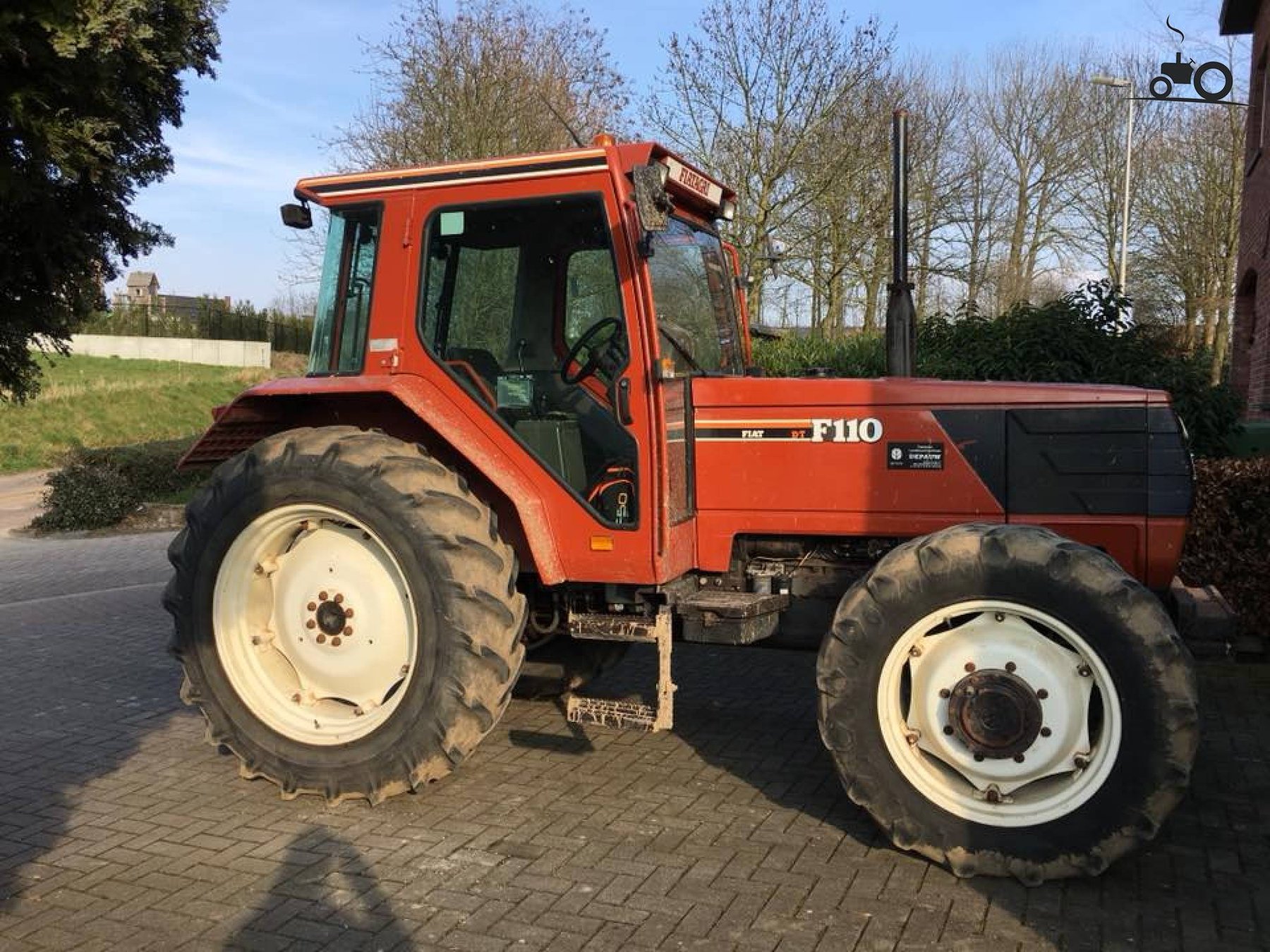Tractor Fiat F 110