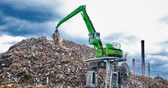 Sennebogen High load capacities in scrap and port handling