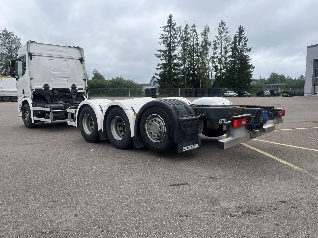 Truck Scania R 560 B8x4/4NZ