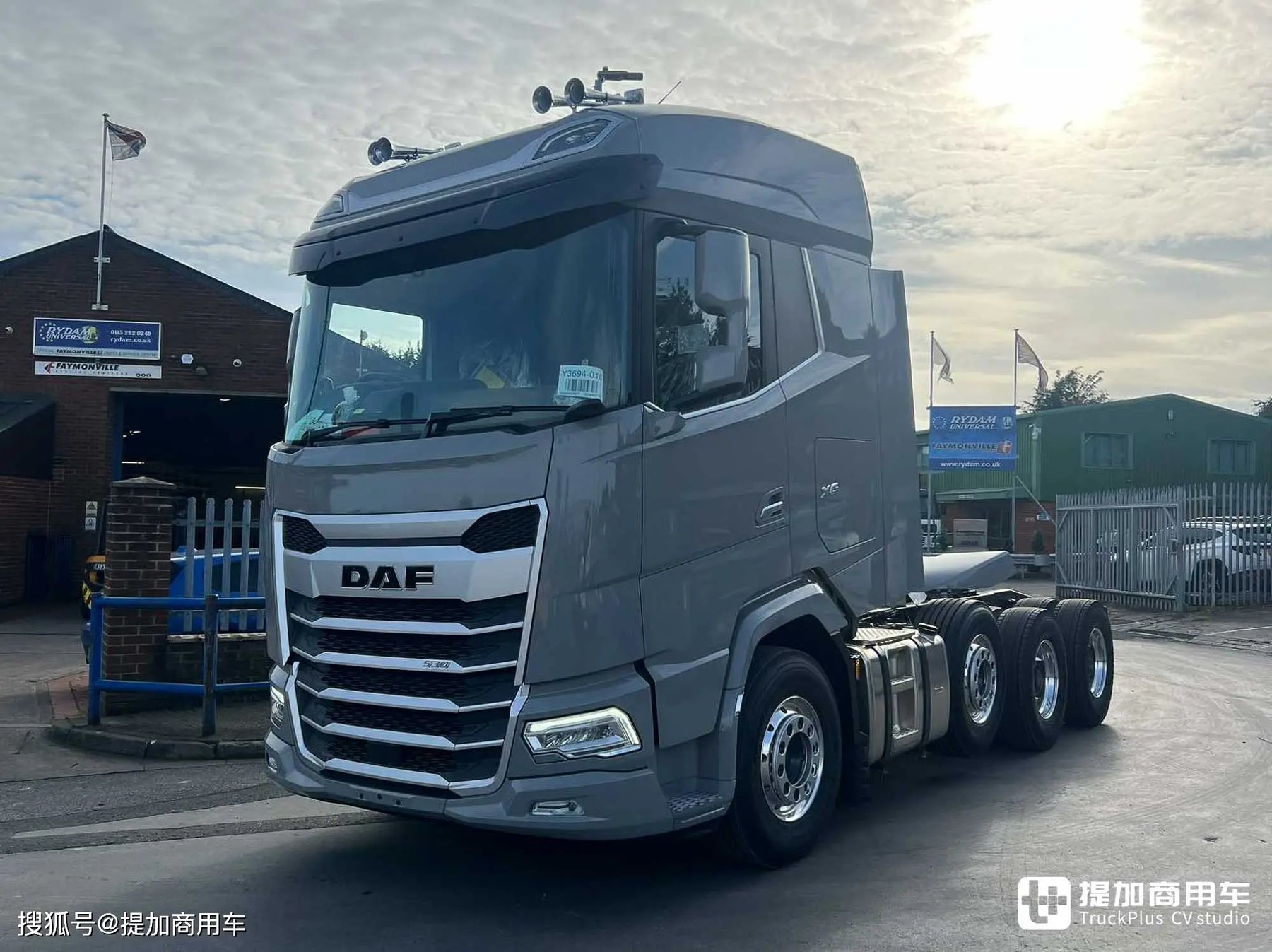 Lastwagen DAF FA2105DH400