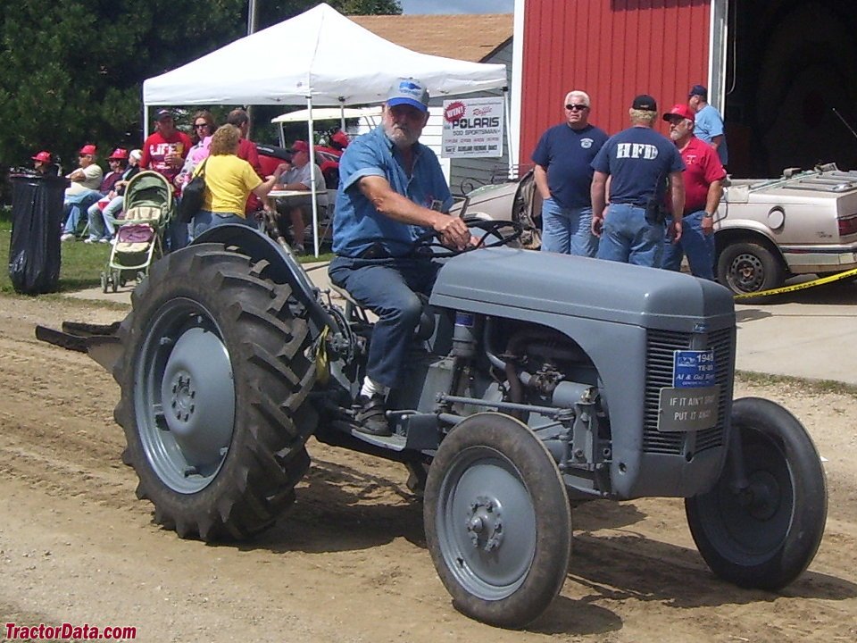 Tractor Buhler Versatile 2180 Genesis III