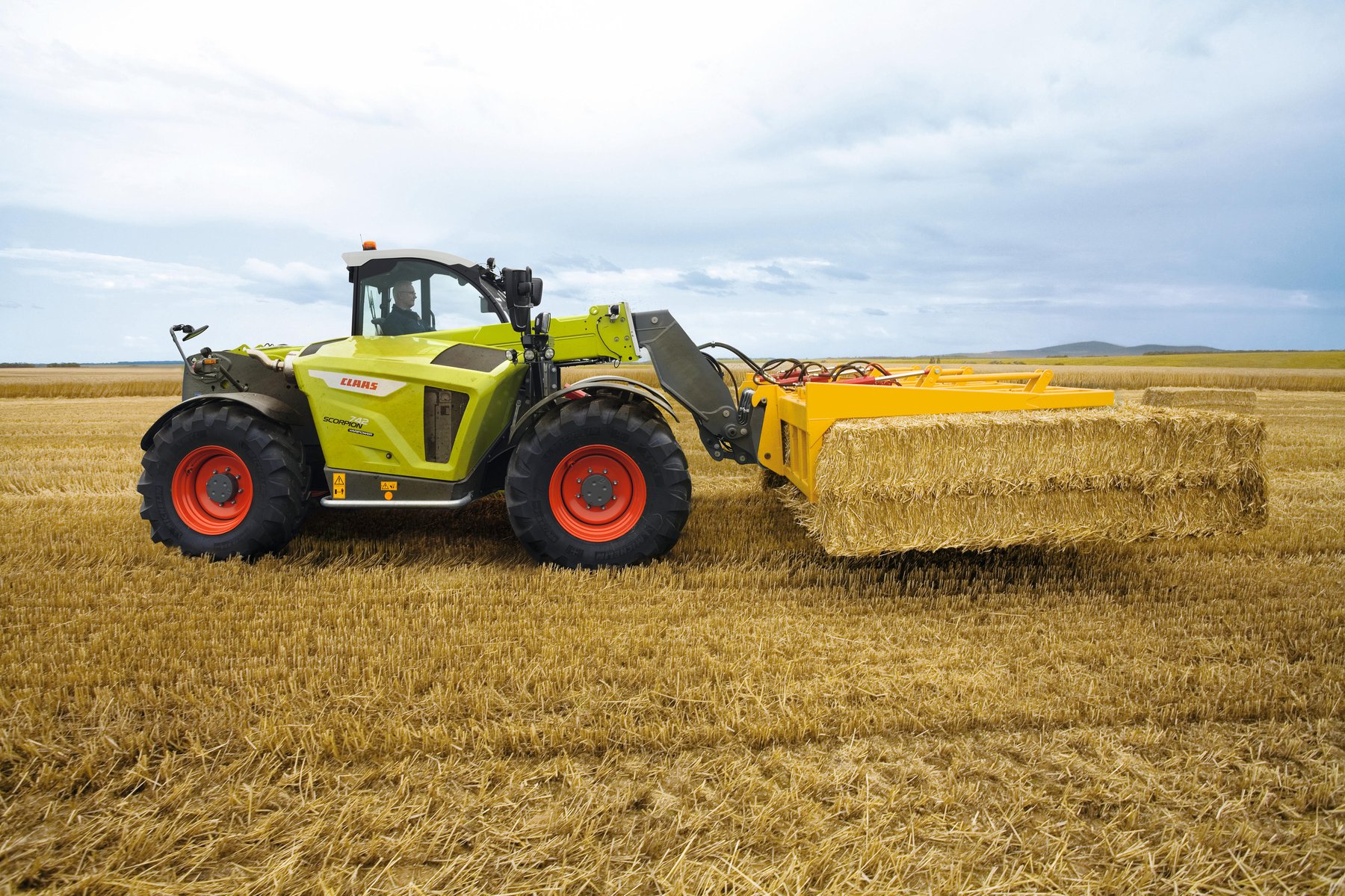 Tractor CLAAS Scorpion 742