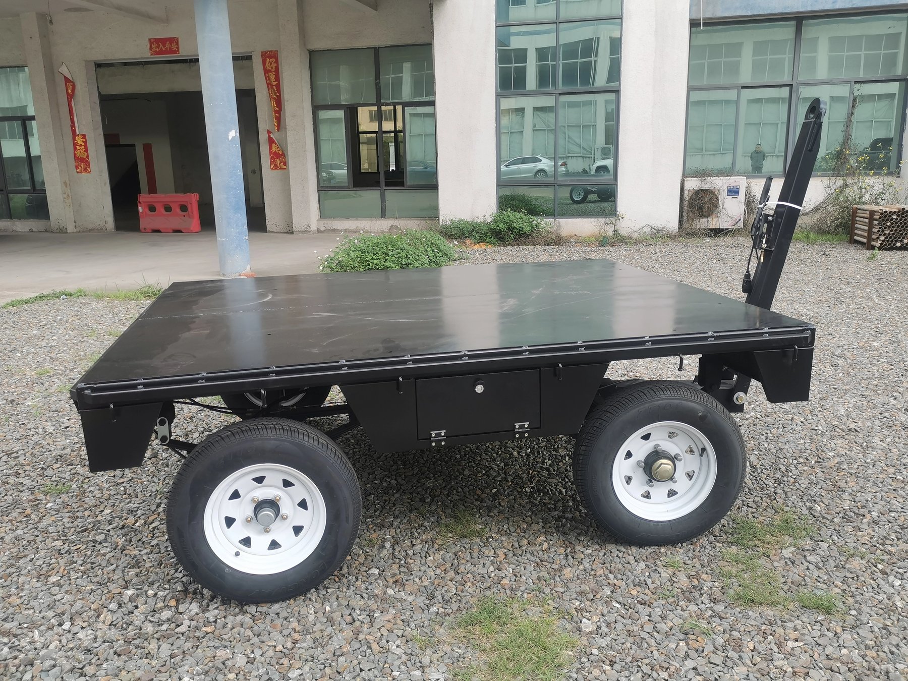 Car trailers up to 3.5 t Traveller RETKEILIJÄ J 2AKS.