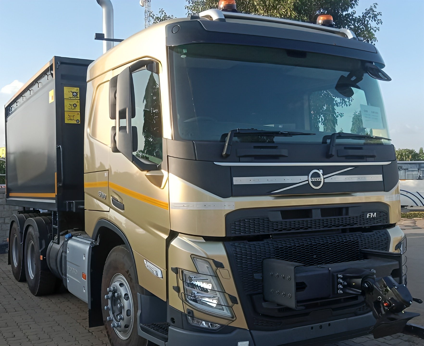 Truck Volvo FM 500 10X4