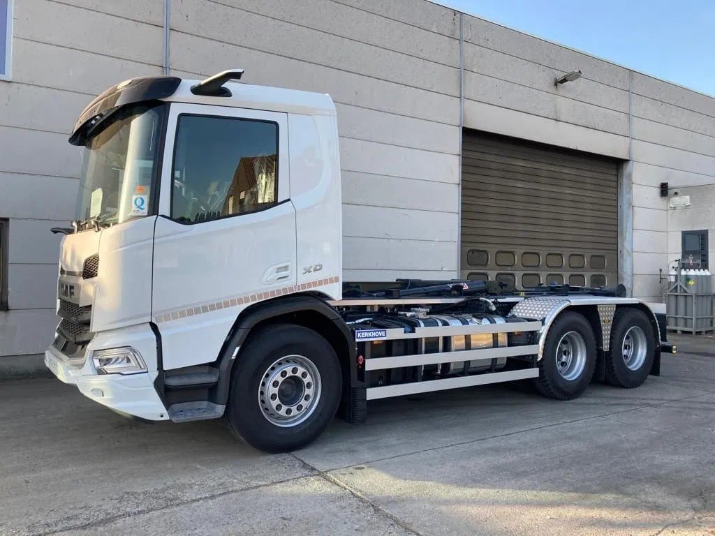 Truck DAF Trucks XD 450 FAT
