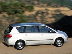 Toyota AVENSIS VERSO 2.0 VVT-I VAN AUTOMAAT LINEA SOL