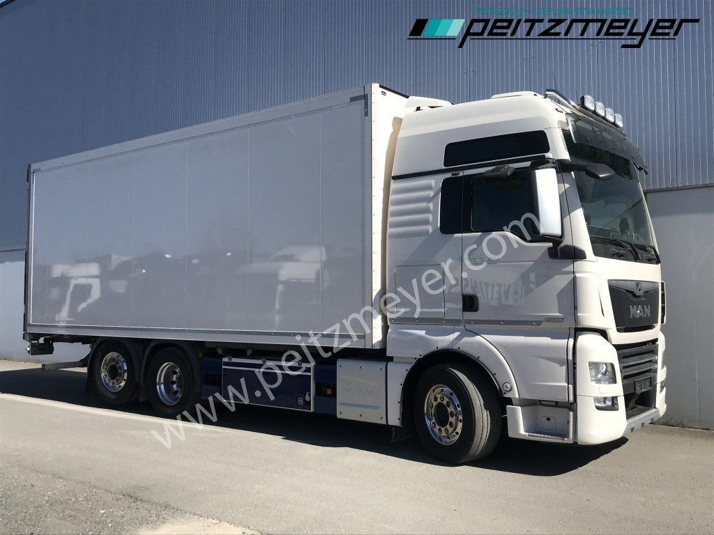 Truck MAN TGX 26.540 6x4 LL CH