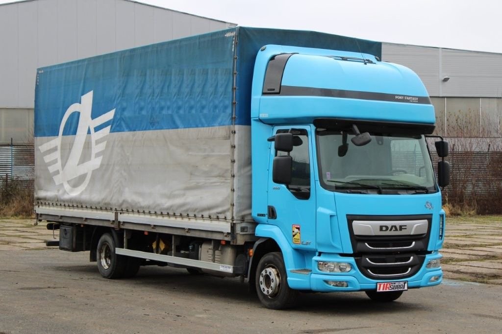Truck DAF FT3305DKX325