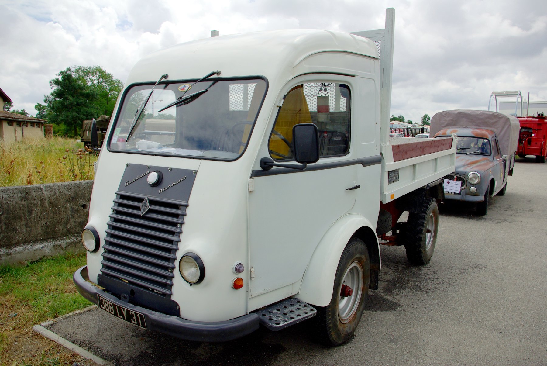 Van Renault GOELETTE R4086