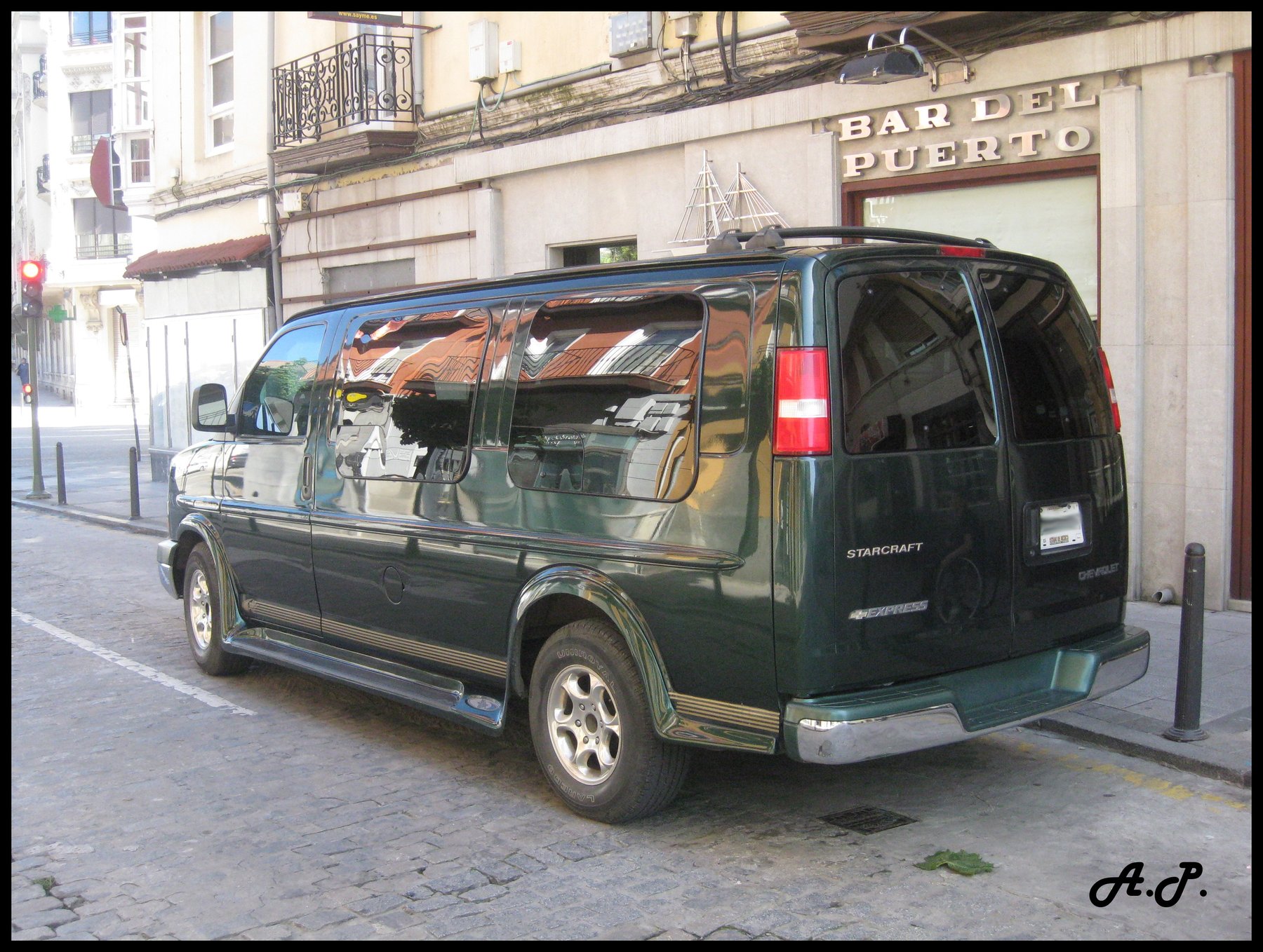 Truck Chevrolet Express Starcraft