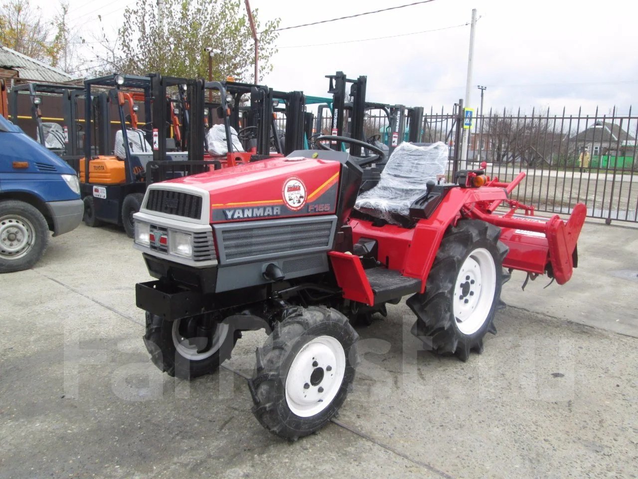 Tractor Yanmar F-155D