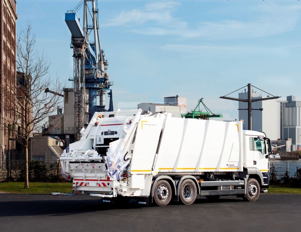 Waste handling FAUN Umwelttechnik GmbH & Co. KG Frontlader