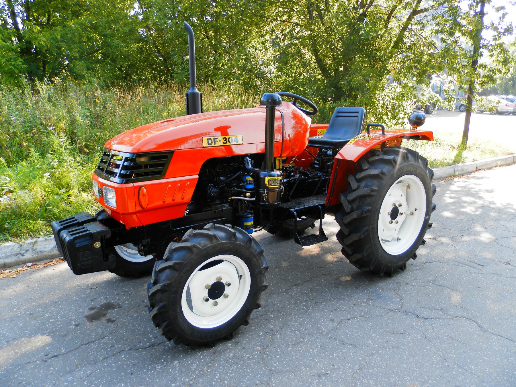 Tractor Dongfeng Dong Feng DF-304A