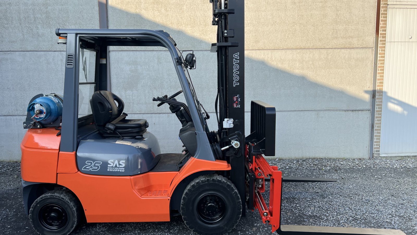 Treibgasstapler Toyota 42-7 FGF 25