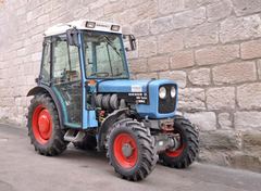 Eicher 566 S