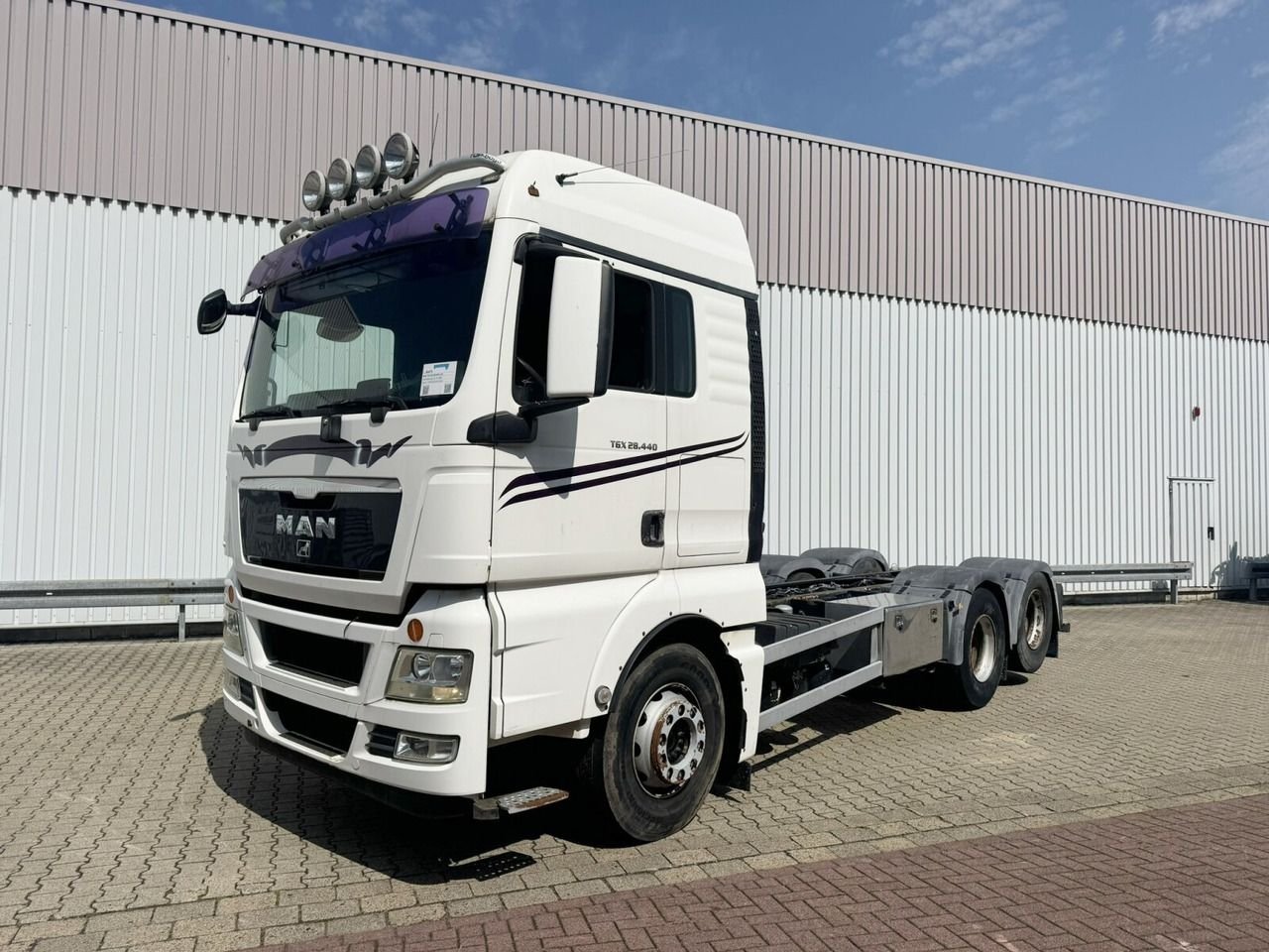 Truck MAN 28.440 6x2=2 BL SA