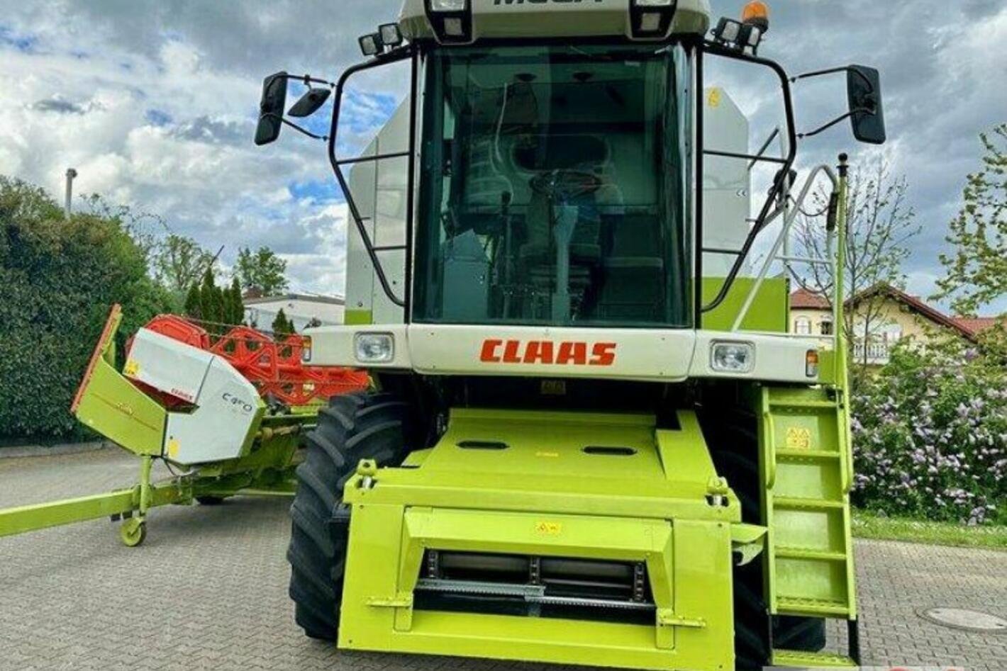 Maszyna żniwna CLAAS Mega 350 CAC