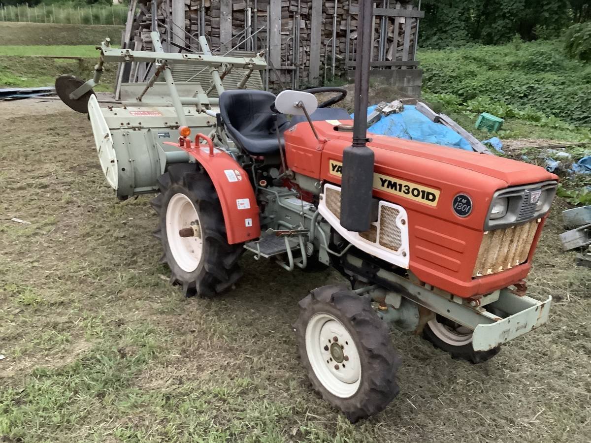 Traktor Yanmar YM - 1301D