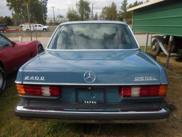 Van Mercedes Benz 240D LONG