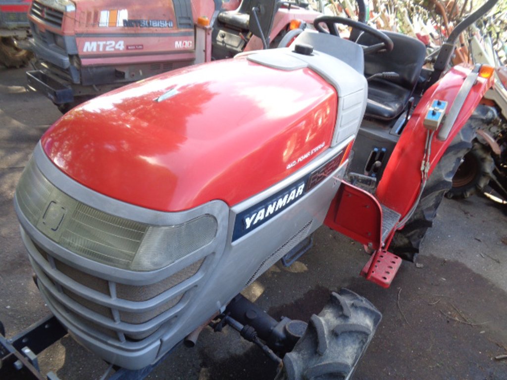 Tractor Yanmar RS24