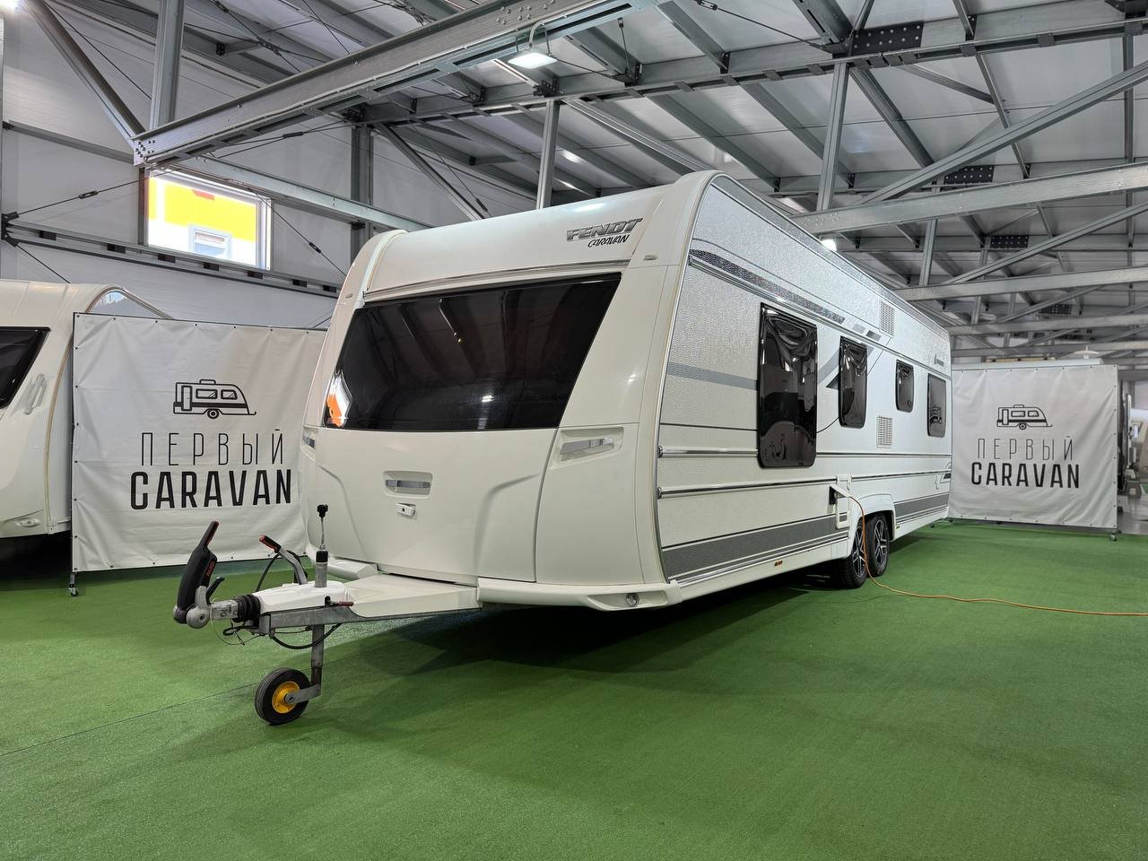 PKW-Anhänger bis 3,5 t Fendt-Caravan DIAMANT 700 TFD/480+65