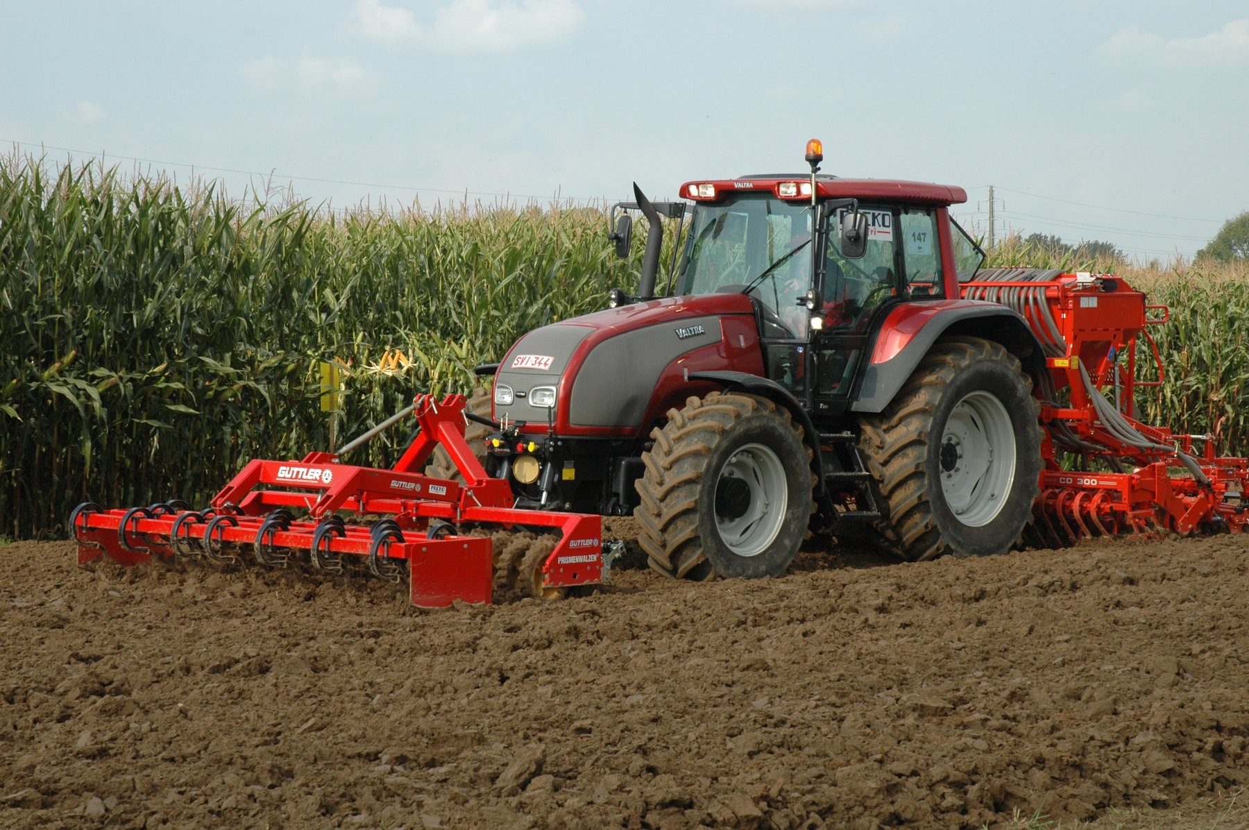 Valtra T140