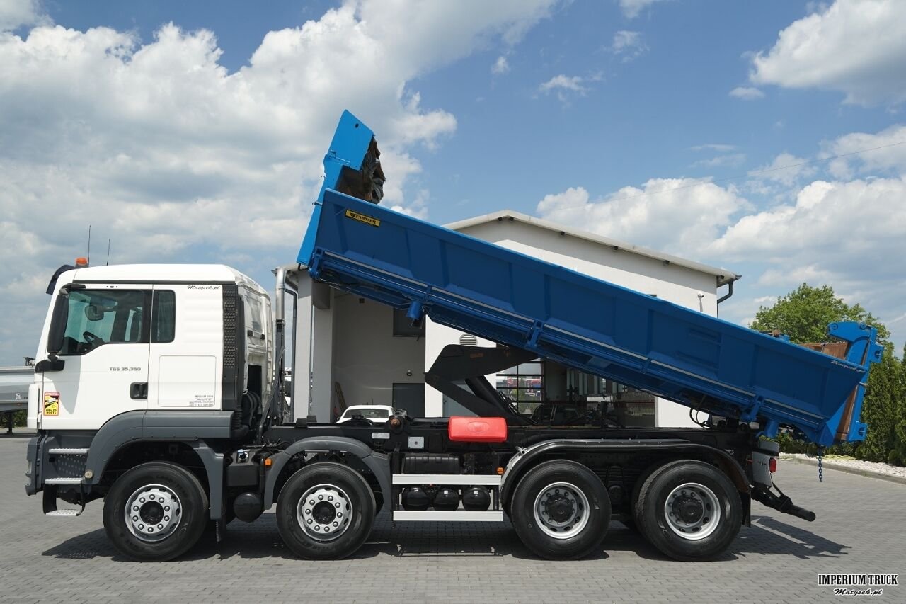 Truck MAN TGS 35.360 8X6H BL