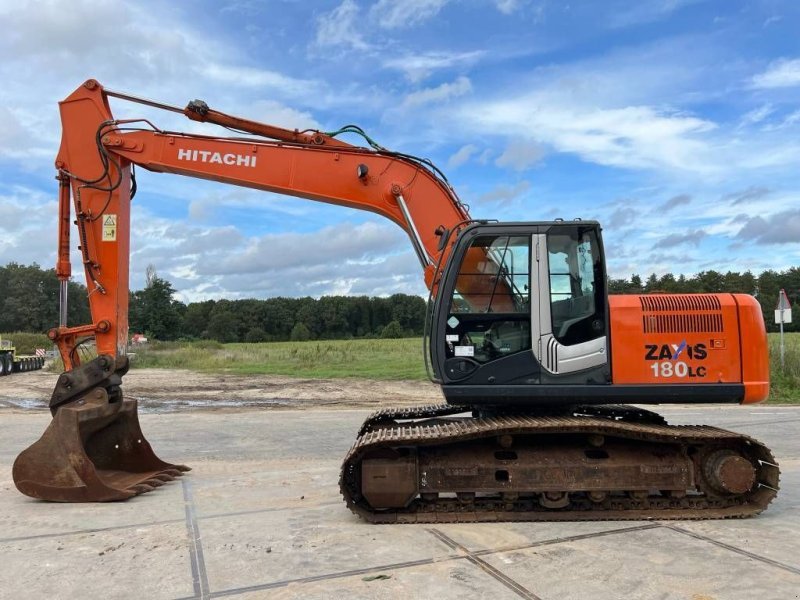 Excavator Hitachi ZX180LC