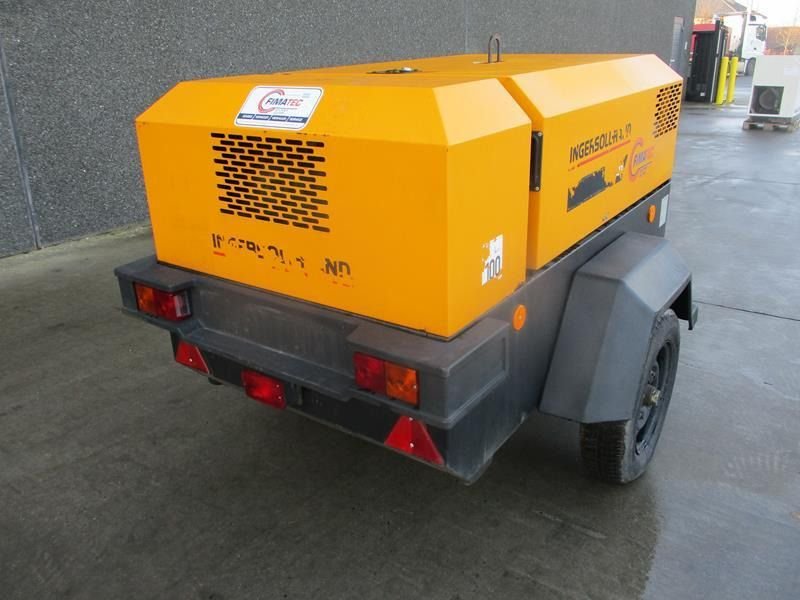 Light trailers up to 750 kg Ingersoll Rand P130WDG