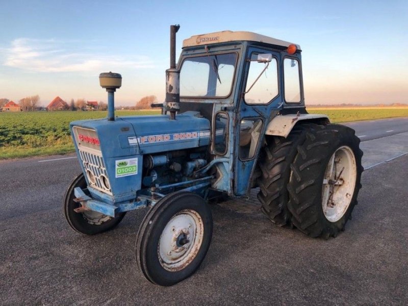 Tractor Ford Ford 3000
