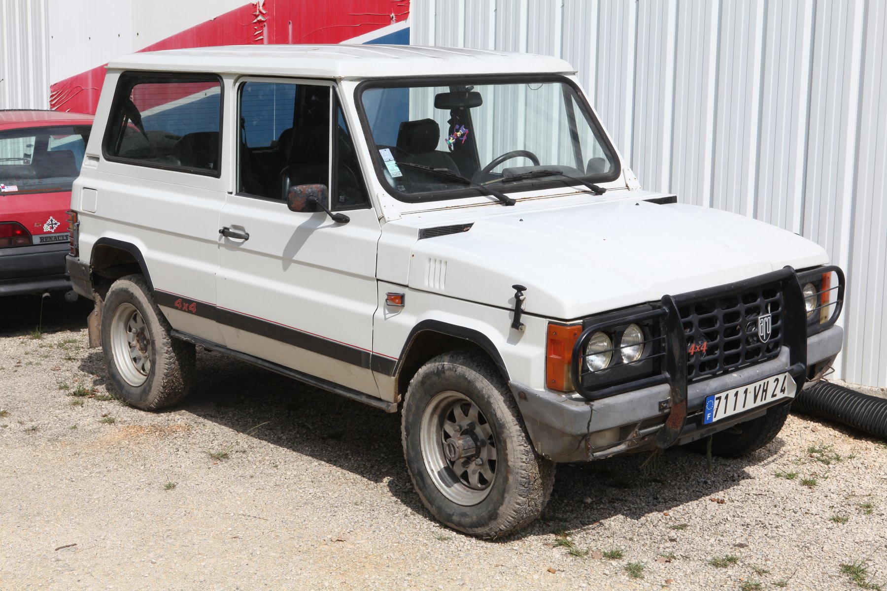 Aro 243 D